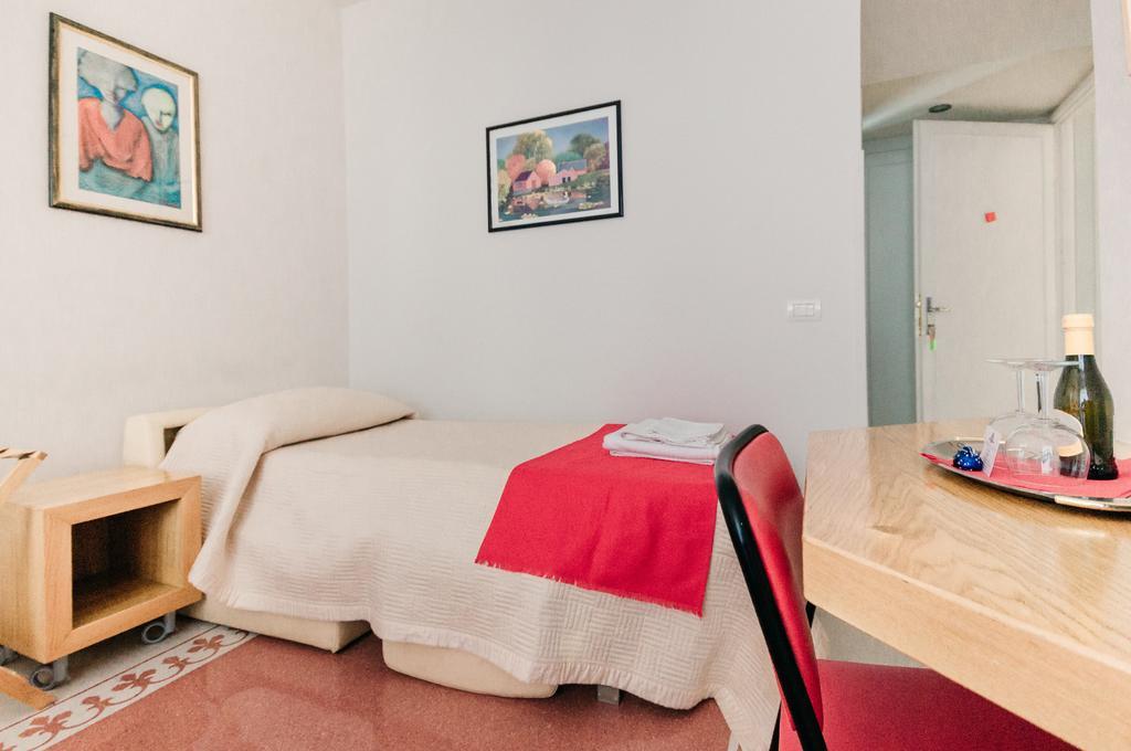 Bed and Breakfast Adriano Augusto Рим Номер фото